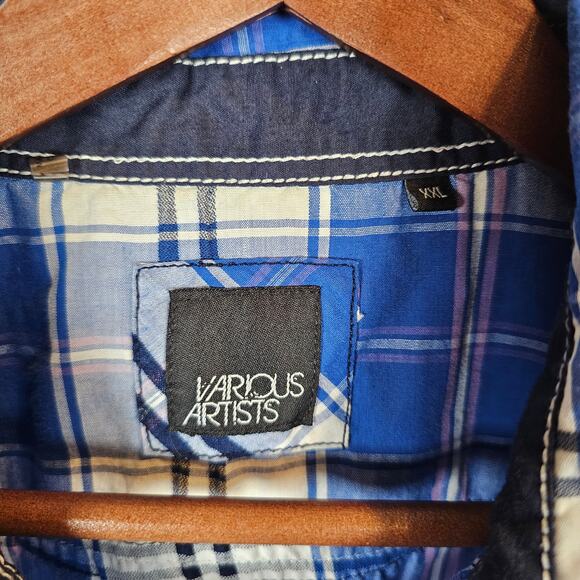 Various Artists Size Men's 2XL Button Up Blue Plaid Short Sleeved Shirt EUC - Picture 3 of 4